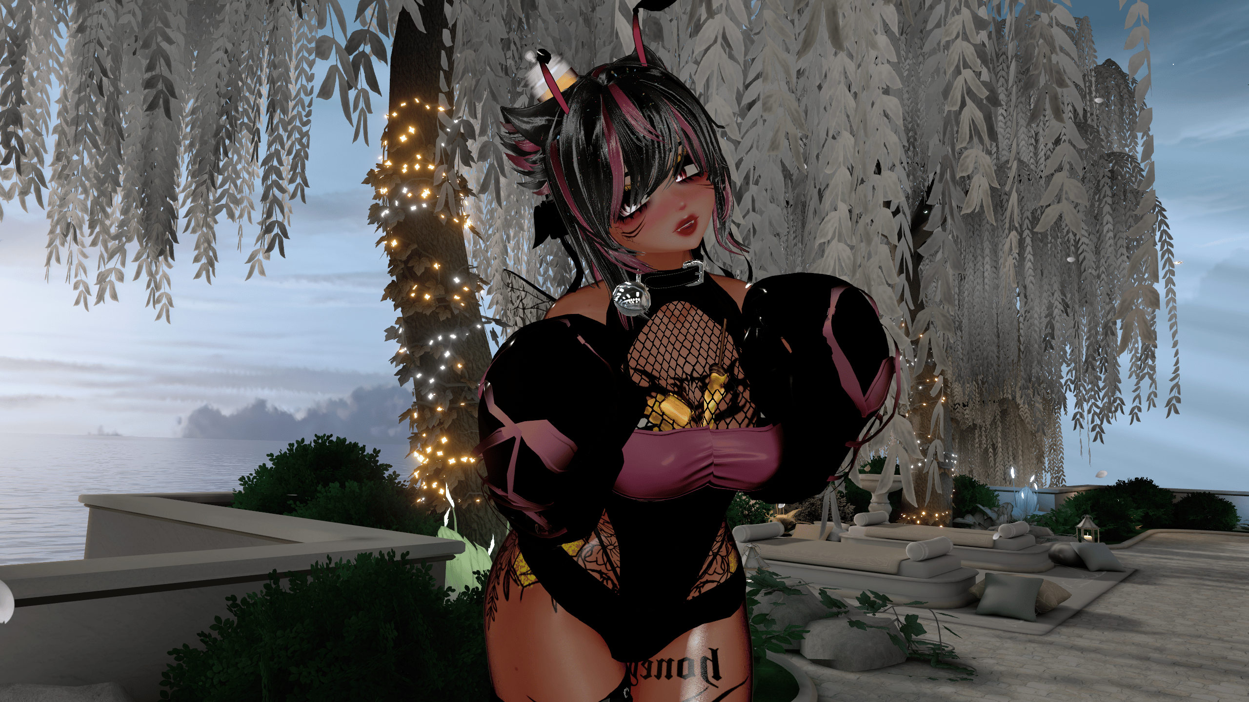 (J) : π Suzu the Bee | Vrcft + Pc/Quest