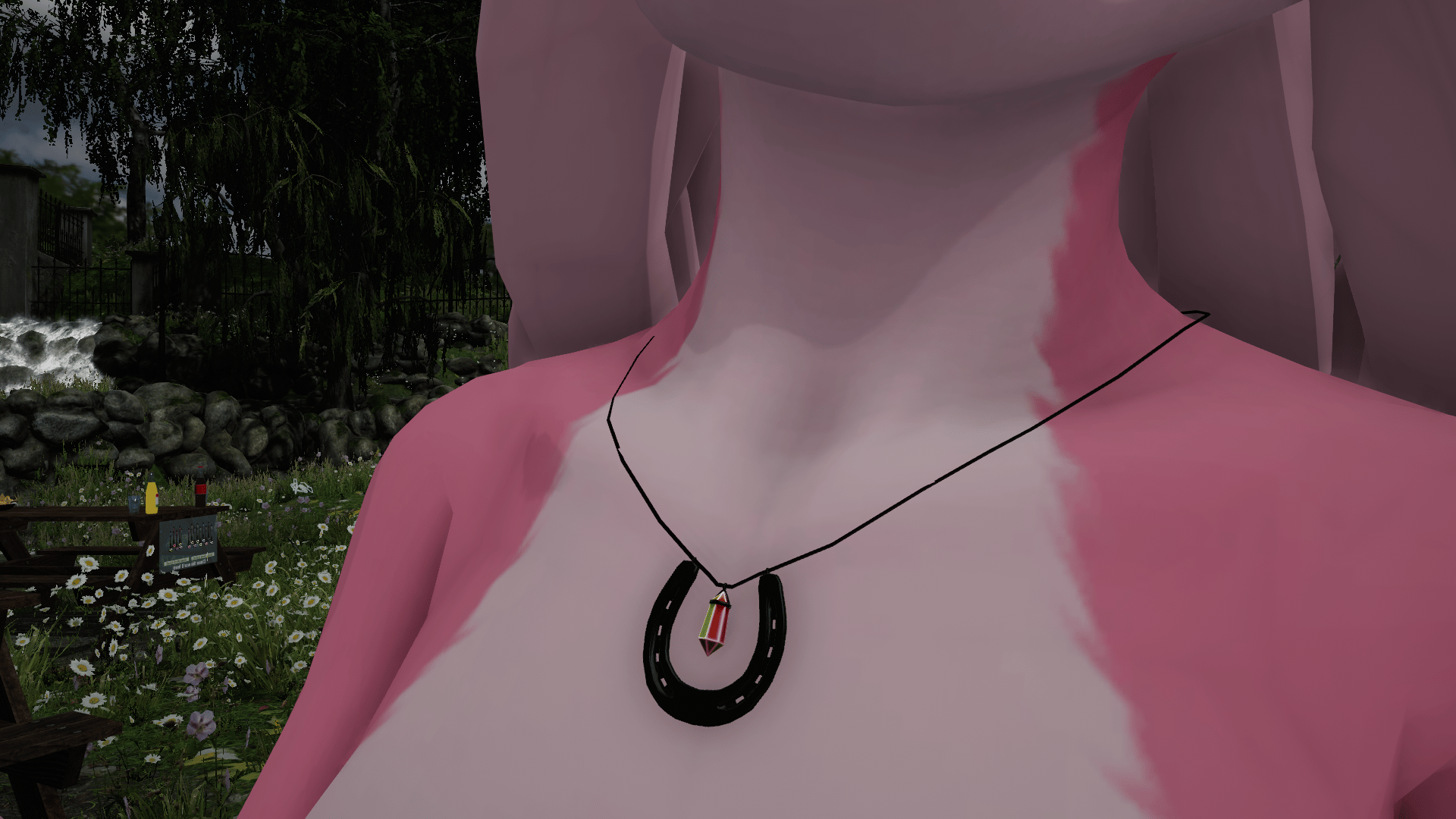 Universal Lucky Horseshoe Pendent Necklace