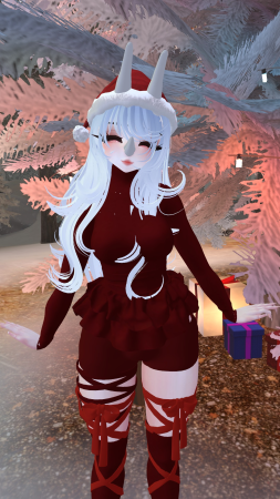 Tera the Christmas Triceratops (Server Free)