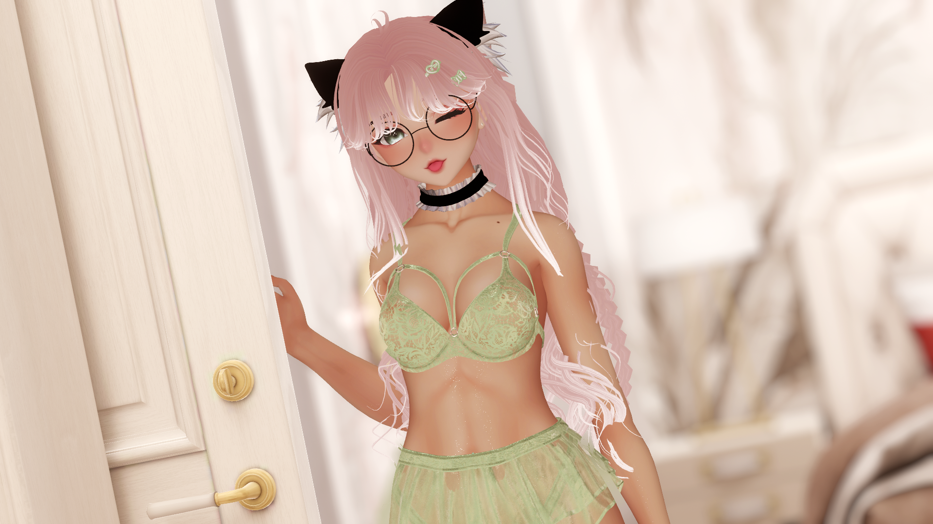 Ellie Kitten