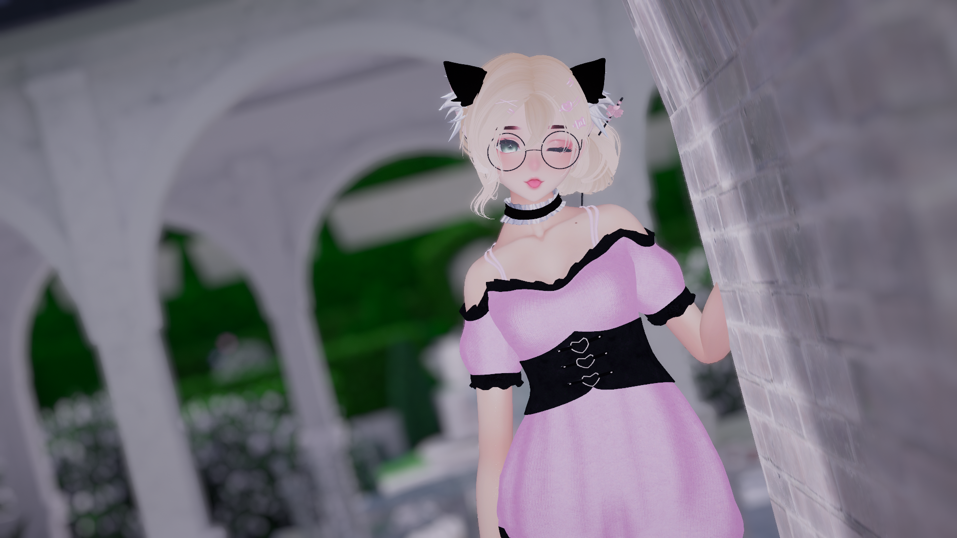 Ellie Kitten