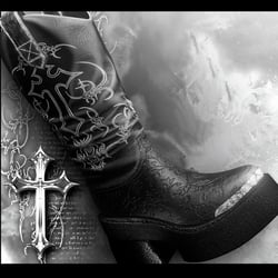 Free Boots<3
